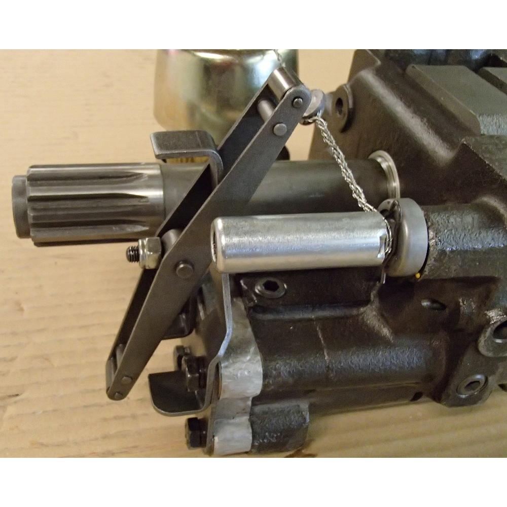 Hydraulic Pump - Rearward Pushing Valve Fits Massey Ferguson 50 205 TO35 65 35