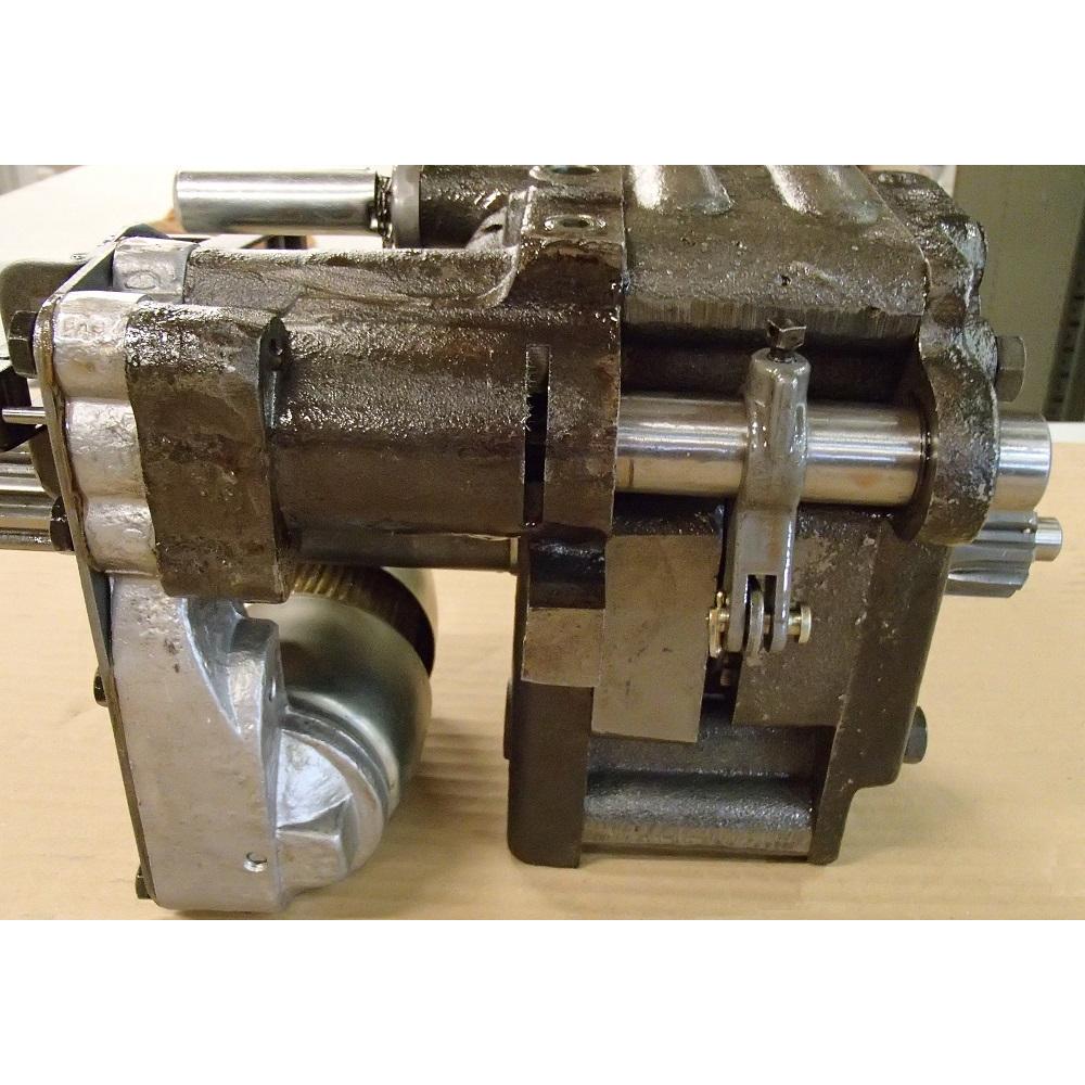 Hydraulic Pump - Rearward Pushing Valve Fits Massey Ferguson 50 205 TO35 65 35