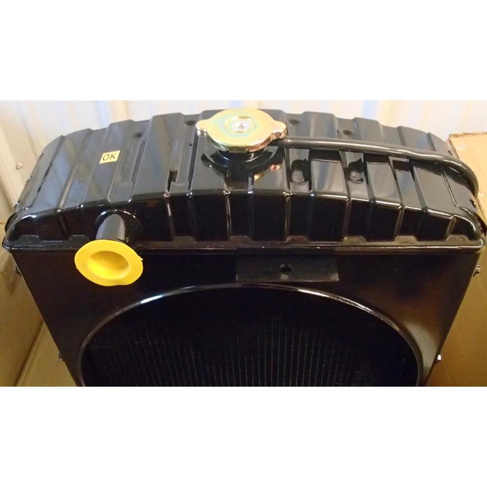 RADIATOR01 New Radiator Fits Case-IH B275, B-414, 424, 444, 354, 364, 384