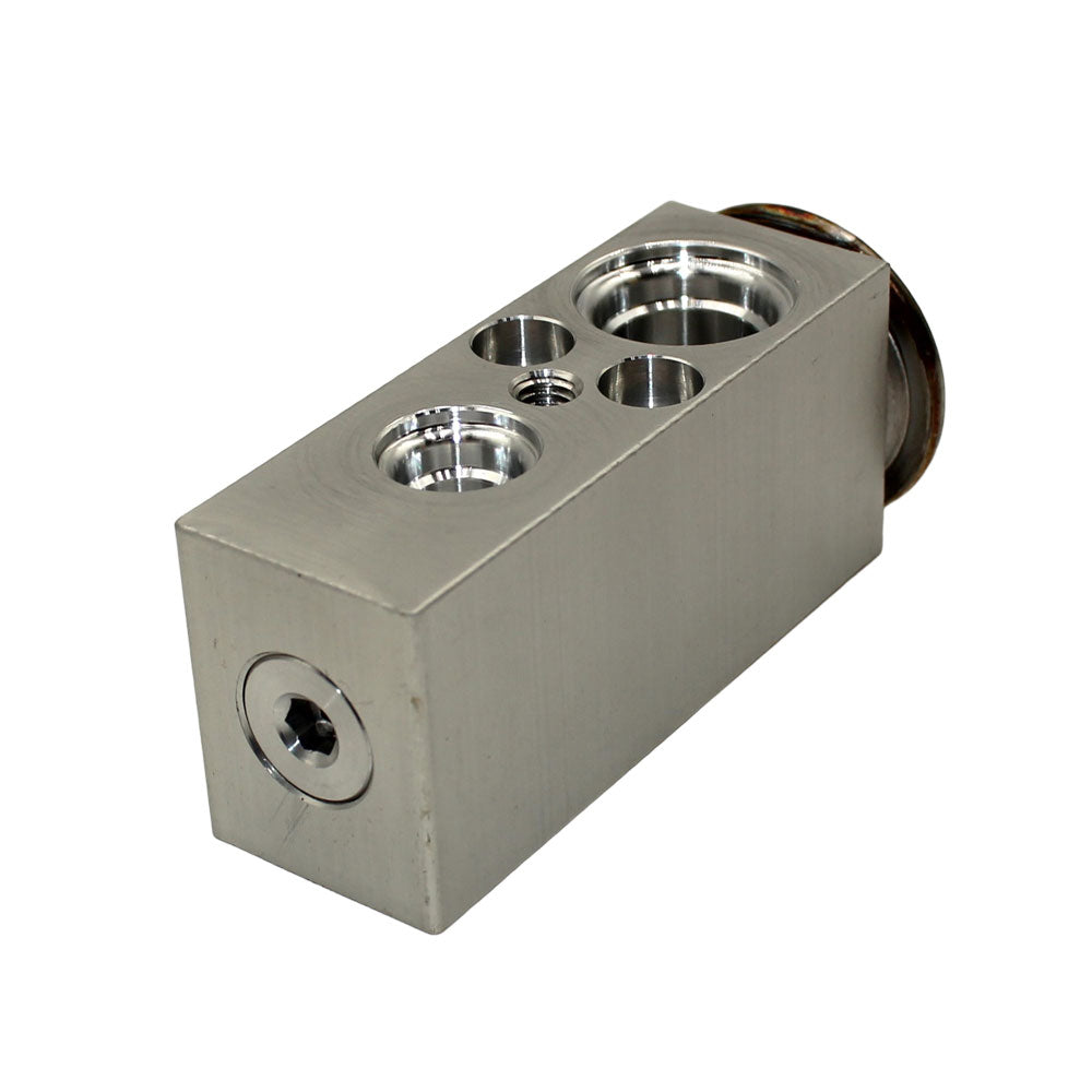 AC Expansion Valve Fits Case/International Harvester Replaces 82000932