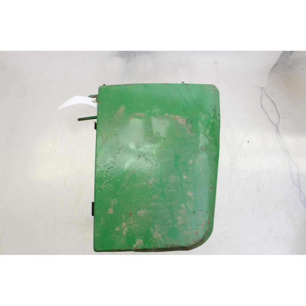 AMUAR32689 Used Side Panel, Front - Right Hand