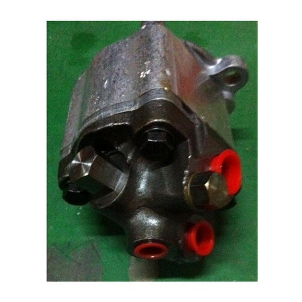 FAX-F-953674-D Power Steering Pump C7NN3A674D