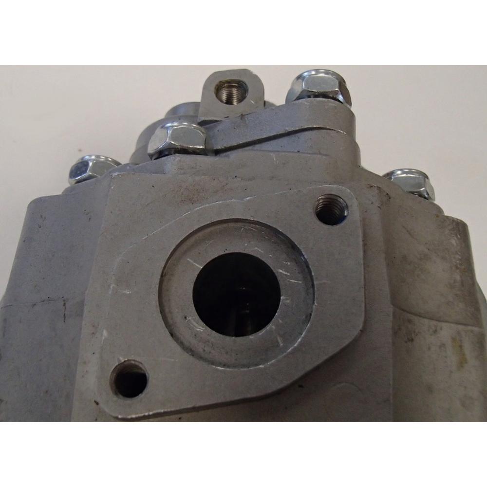 D8NN600KB Hydraulic Pump Fits Ford Tractor 5600, 6600, 7600, 6700, 7700